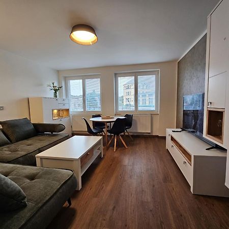 Apartman U Labe นิมบูร์ค ภายนอก รูปภาพ
