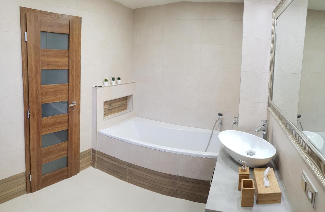 Apartman U Labe นิมบูร์ค ภายนอก รูปภาพ